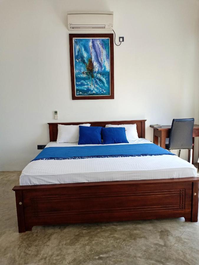 Aurora Lagoon Front Negombo Esterno foto